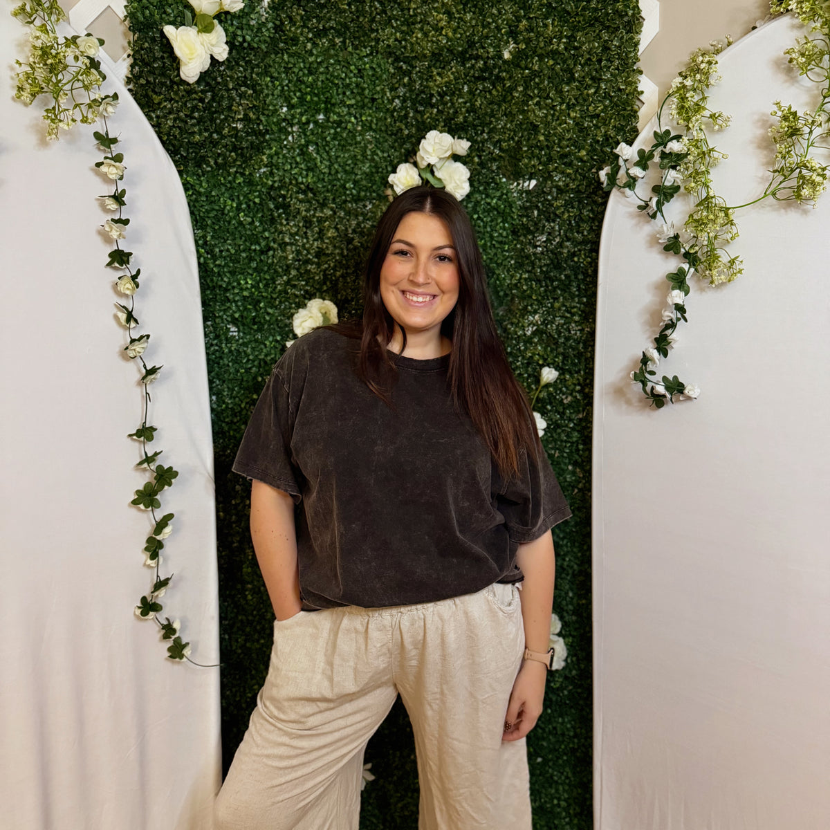 🖤 The Everyday Tee — Ash Black